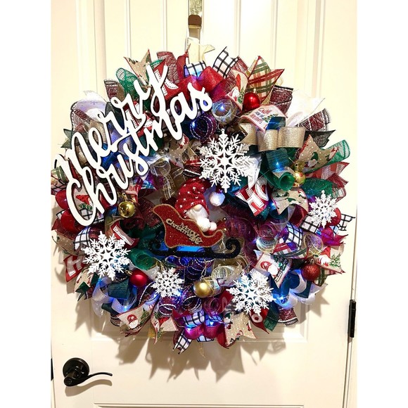 Handmade Christmas Gnome in Sleigh Holiday Ribbon Door Wreath 26 ins LED XLW1 - Picture 10 of 12